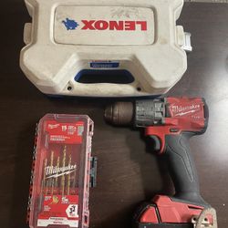 Milwaukee HammerDrill