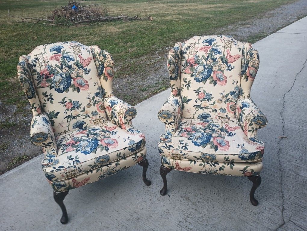 Vintage wing back chairs $75 Obo for both they are In good condition no stains or rips