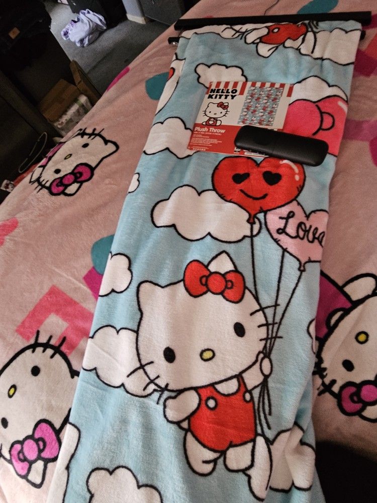 Hello Kitty Blanket