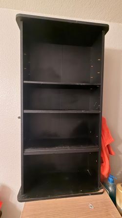 4 shelves unit