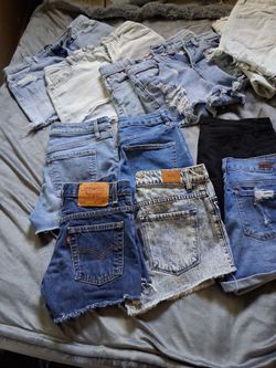 Name brand Denim Shorts size 3/4