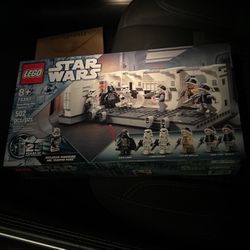 Lego Star Wars Boarding The Tantive IV Set