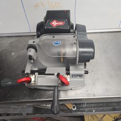 Speed 045 Key Cutting Machine