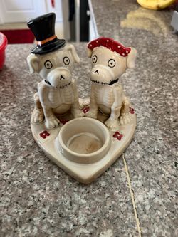 Yankee Candle Boney Bunch 2022 Bonesy Couple Tealight Holder, EUC