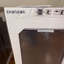 Brand New Samsung Washer And Electric Dryer 