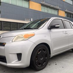 2009 Toyota Scion xD