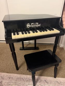Schoenhut Black Toy Grand Piano with Bench