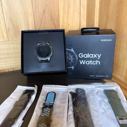Galaxy Watch + Watch Bands