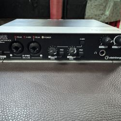 Steinberg UR242 - Audio Interface 4x2