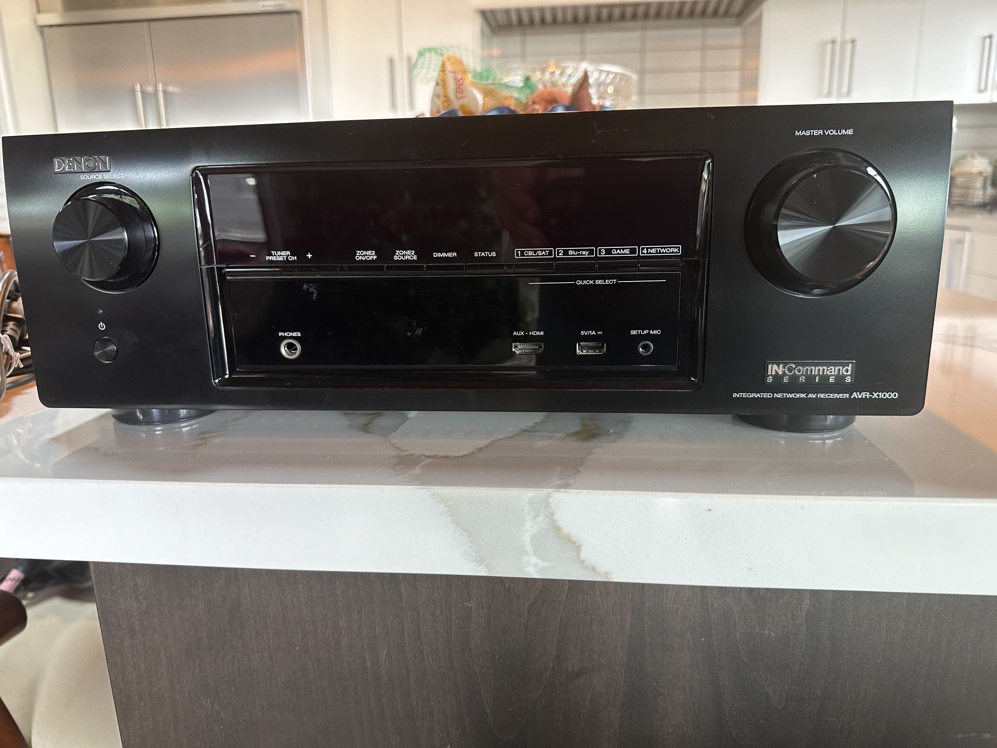 Denon AVR-X1000 In-Command 5.1 Channel 175 Watt Home Theatre receiver, 2 Years Old!