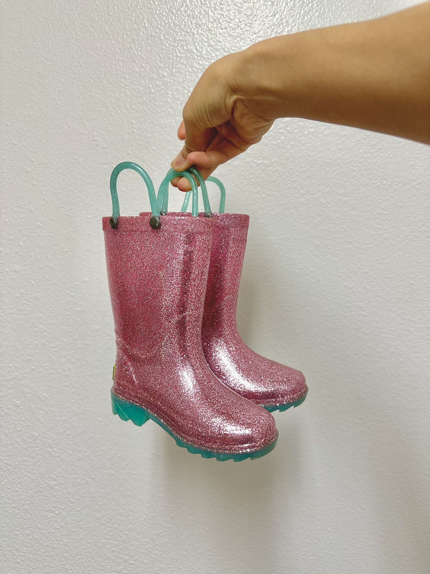 Toddler Rain Boots (size 8c)