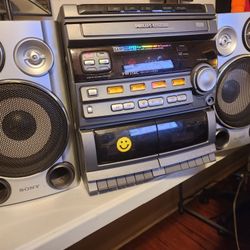 Home Stereo Phillips MAGNAvOX 