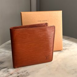 Authentic Vintage Epi Leather Louis Vuitton Mens Wallet