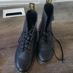 Dr Martens