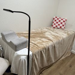 Lash Bed With Light 