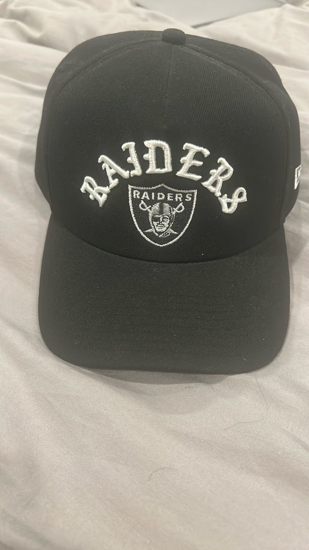 Raider Snap Back