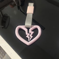 Broken Heart Shaped Handle Strap