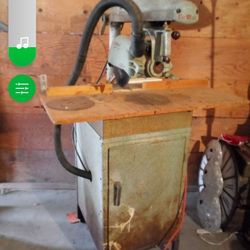 Vintage DeWalt Table Saw