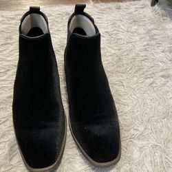 Steve Madden Men’s Fayne Chelsea Velvet Boot