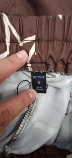 Brown shorts ROMWE size Small