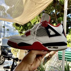 Jordan 4 Fire Red 