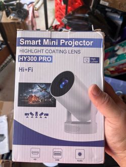 Smart Mini Projector HY300 PRO