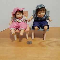 Cute Boy-Girl On Chair Rubber Body