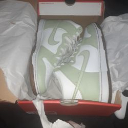 Nike Dunk Hi Retro SE