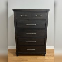 Living Spaces Espresso 6-Drawer Dresser - Excellent - Rancho Santa Margarita, CA