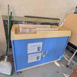 FREE Changing Table 