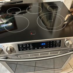 Samsung Electric Stove Range 30”