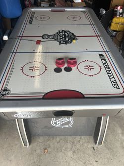 Air Hockey Table