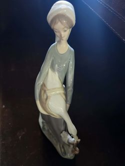 Figure  Lladro