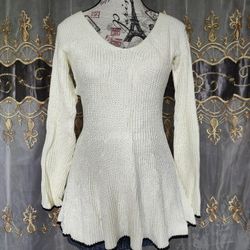 white, long-sleeve, ribbed sweater or tunic size s