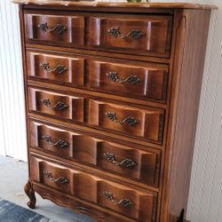 GORGEOUS FRENCH PROVINCIAL TALL DRESSER 