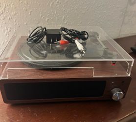 Record player - Brown