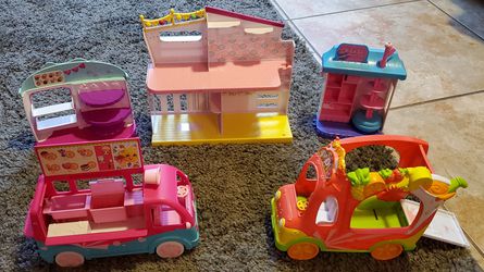 Huge lot of Shopkins items needs a new loving home.