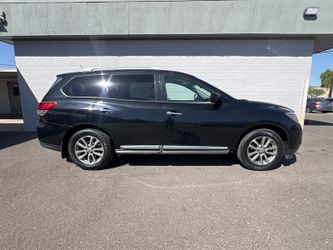 2015 Nissan Pathfinder SL