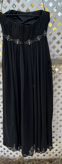 David’s Bridal Bridesmaids Dress With Gems