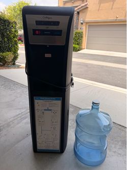 Culligan Hot & Cold Water Dispenser with 2 Bottles