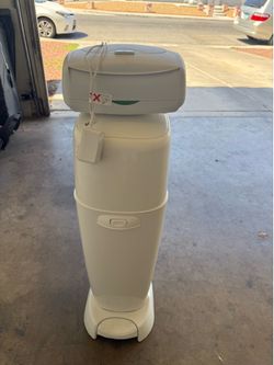Wipes and trash containers for baby