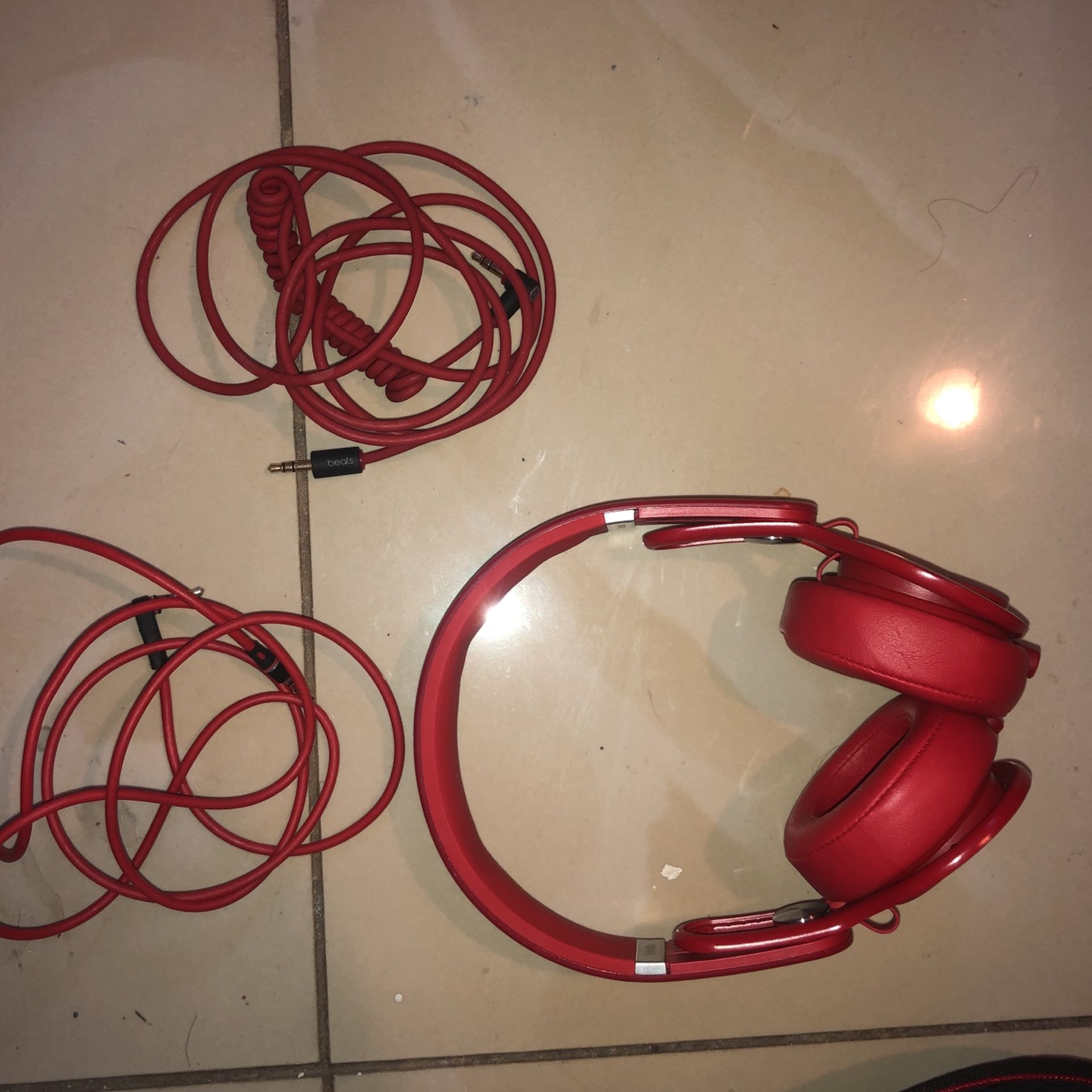 Beats By Dre Mixr Red