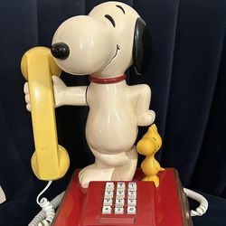 The SNOOPY and WOODSTOCK Phone 1976 - Untested