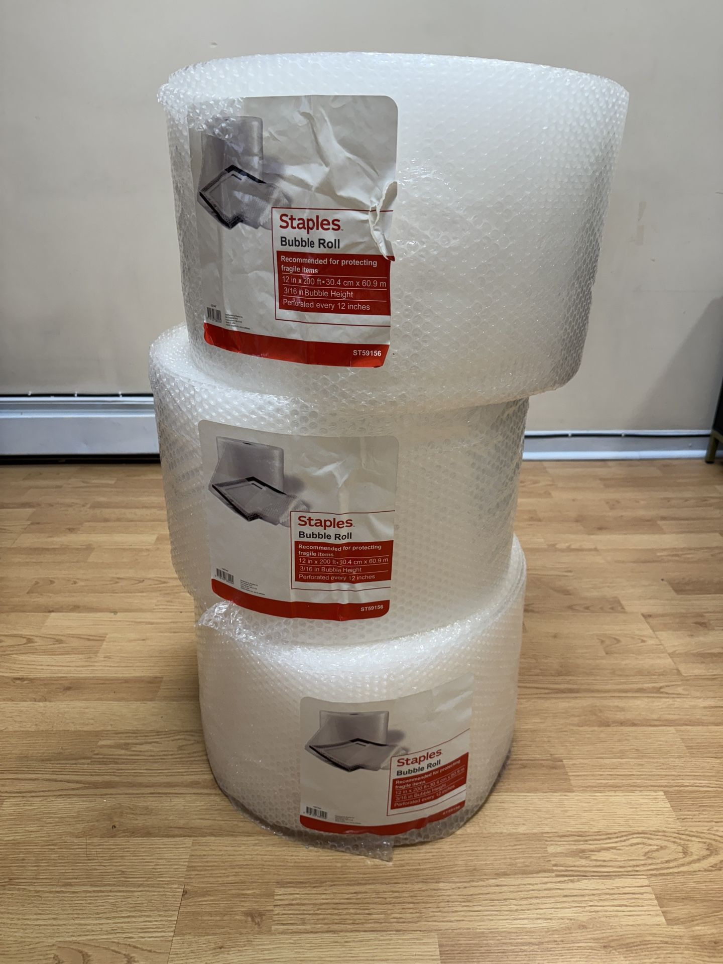 3 Rolls of Staples Bubble Wrap 12 in x 200 ft
