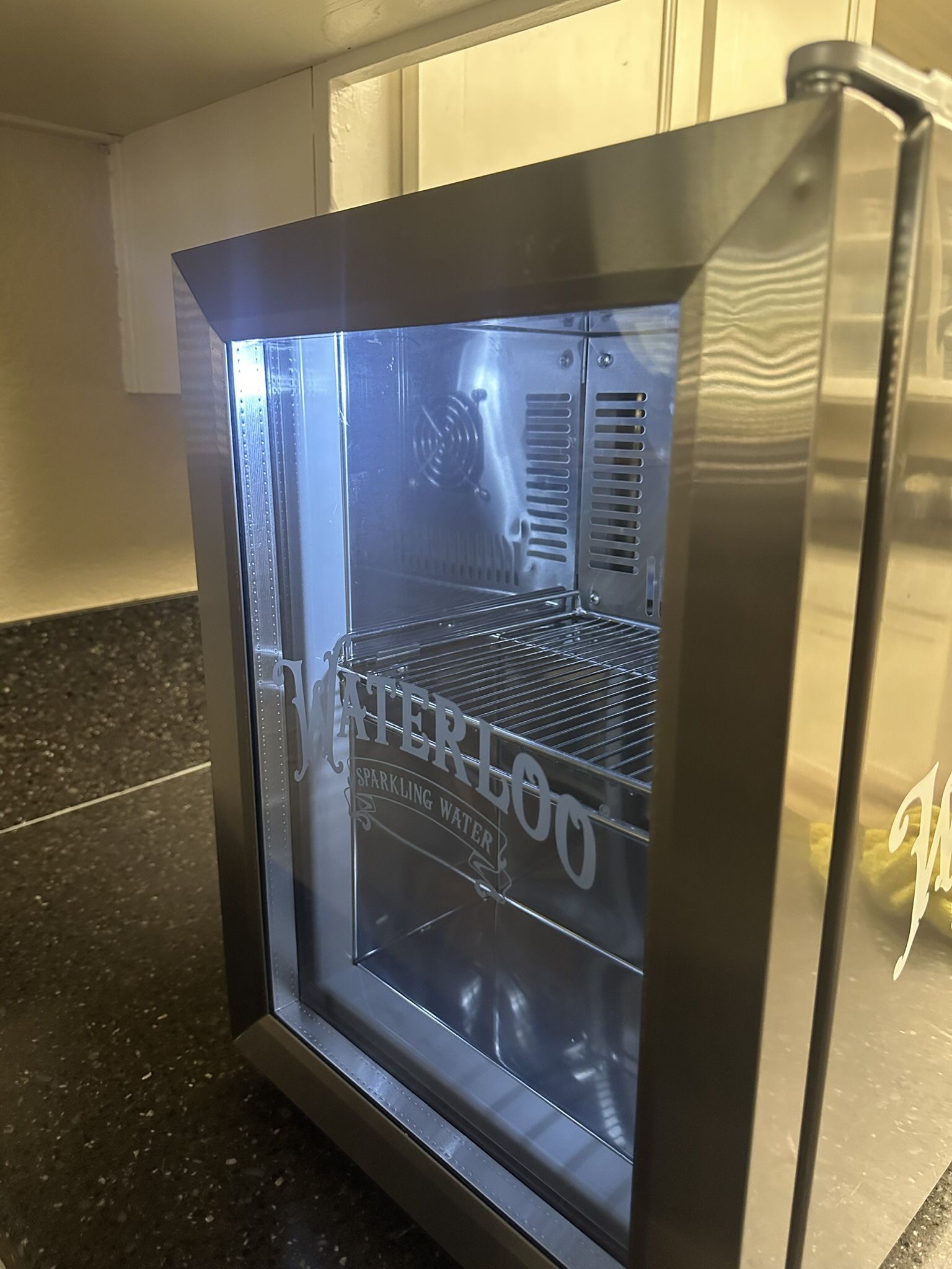 Mini Refrigerator Waterloo Sparkling Water