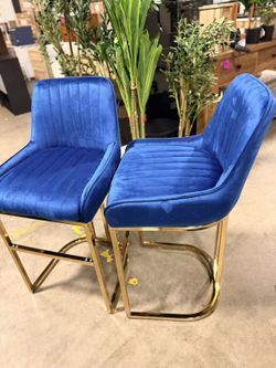 26” Set of 4 Velvet Counter Height Bar Stools 