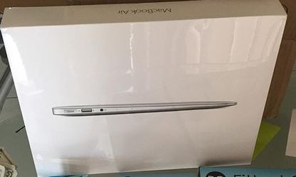 BRAND new OPEN BOX NEW MACBOOK AIR