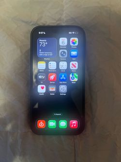 iPhone 14 with Magsafe case