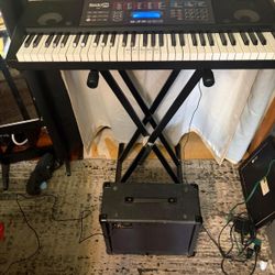 RockJam RJ761 61-Key Keyboard Super Kit. + amplifier no discount  This keyboard kit is designed for beginners, students, and hobbyists. It includes a 