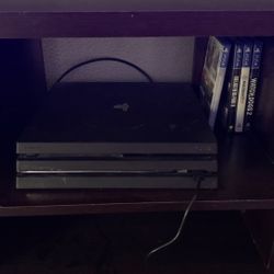 PS4 PRO 800GB** READ DESCRIPTION!!!!!!